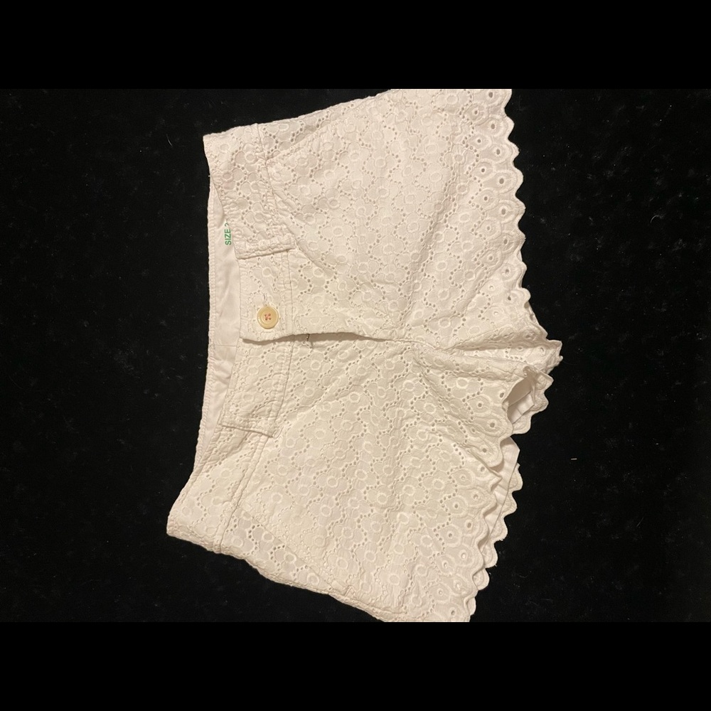 White Lilly Pulitzer shorts size 2